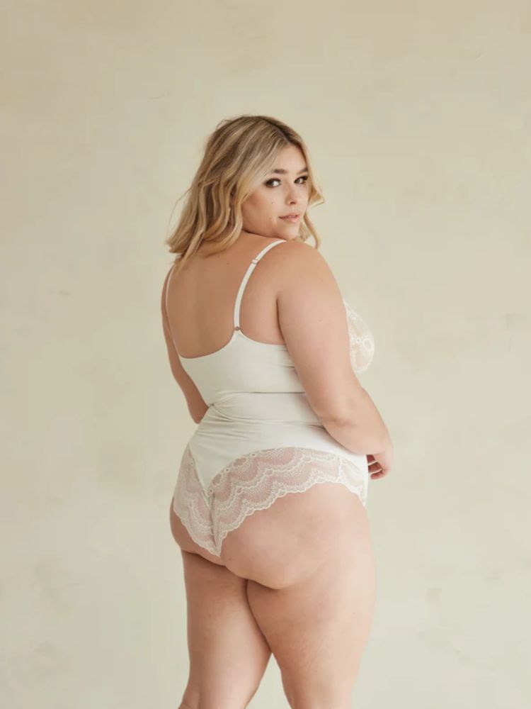 SereniSoft™ Rosaline - Kanten Shapewear Bodysuit - HeimDeals.be