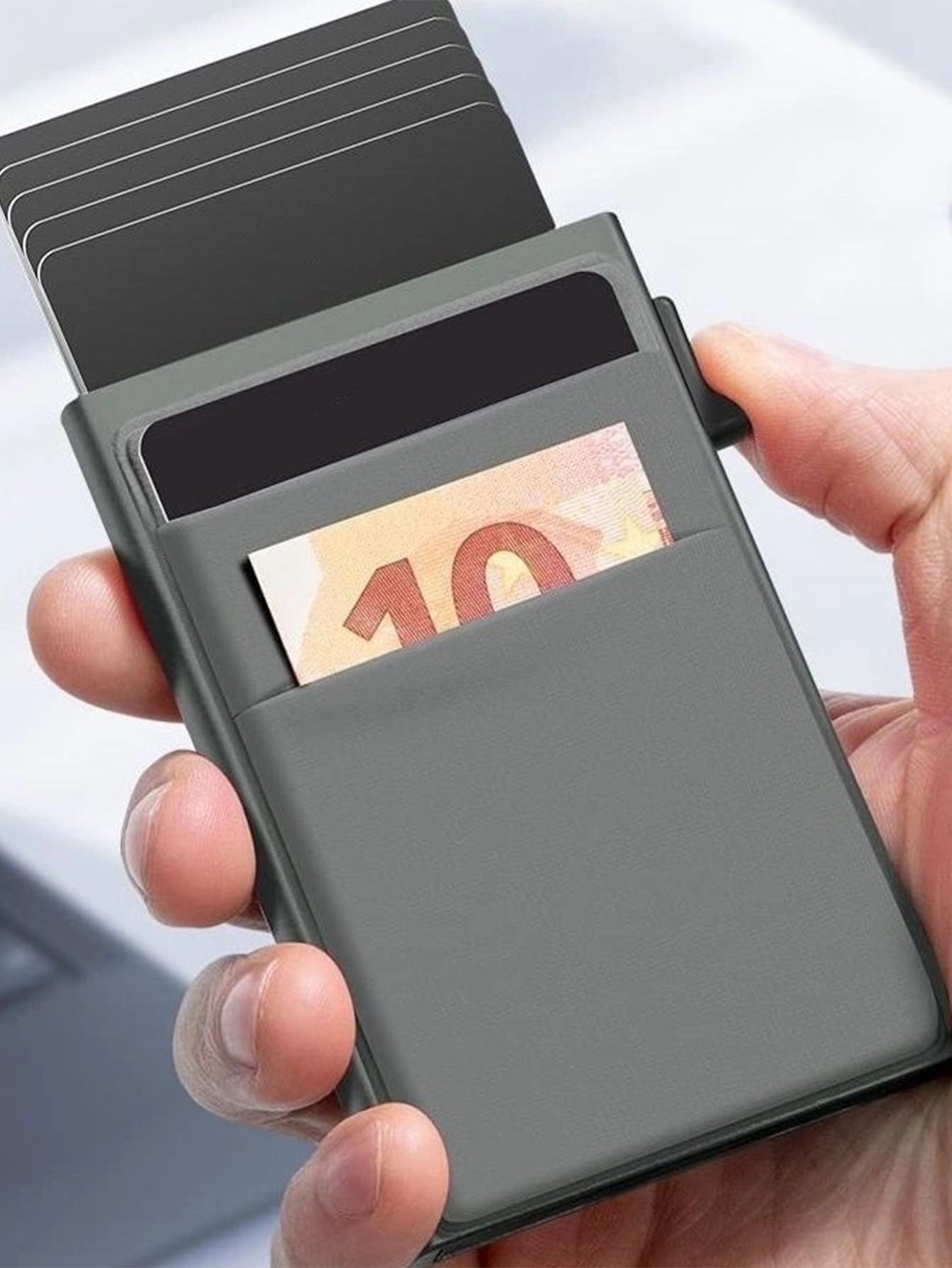 Slimme RFID Kaartenhouder - Compact, Veilig & Stijlvol