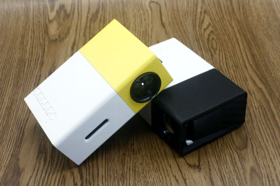 HeimCinema™ Pocket Projector - HeimDeals.be